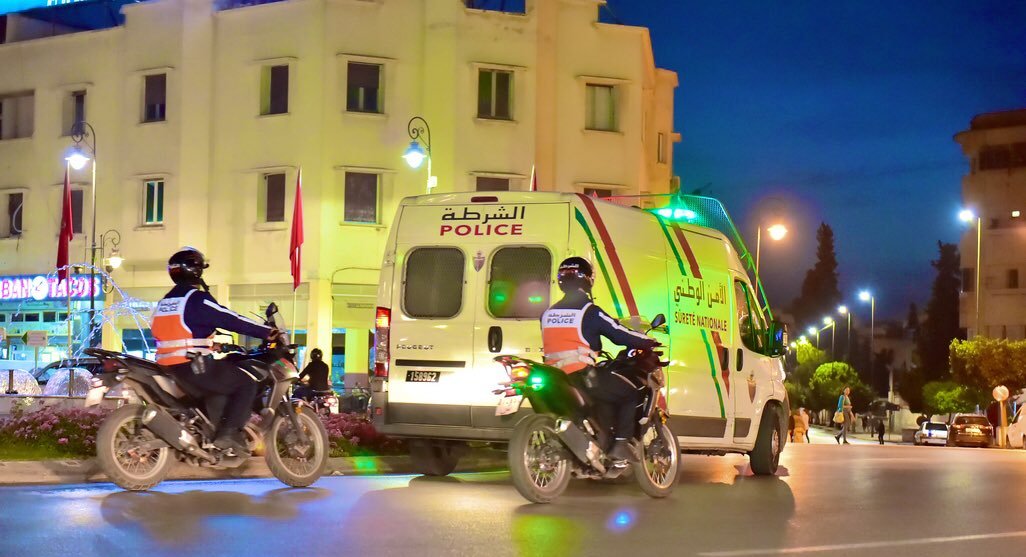 العناصر الأمنية تتمكن من توقيف ” سارق ” روع ساكنة مدينة صفرو .