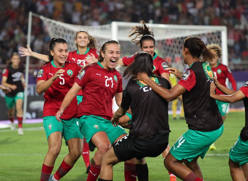 المنتخب الوطني النسوي لكرة القدم يتأهل لنهائي كأس إفريقيا