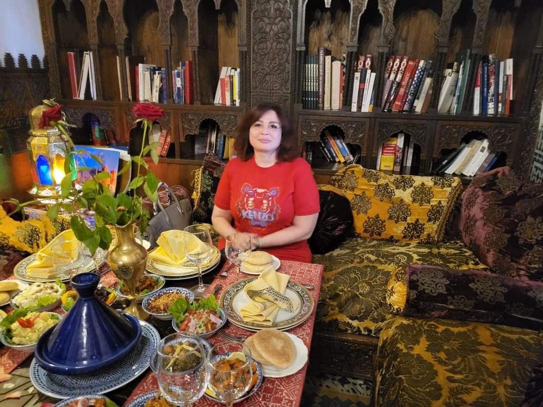 نجمة السينما المصرية إلهام شاهين تثير إعجاب المغاربة