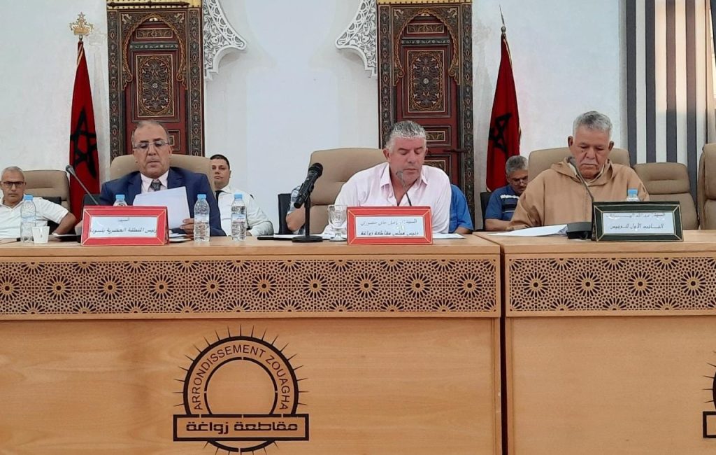 مستشارون  يشكون رئيس لجنة المالية  بمقاطعة زواغة بفاس للوالي زنيبر