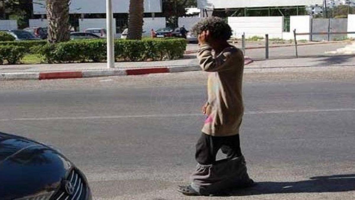 مختل عقلي يقطع عضوه الذكري بصفرو