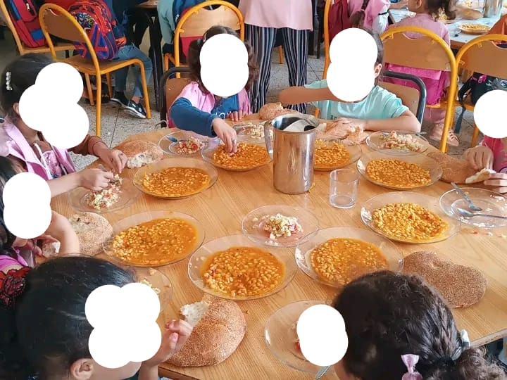 غضب في صفرو بسبب هزالة الوجبات الغذائية المقدمة في بعض مطاعم الأقسام الداخلية