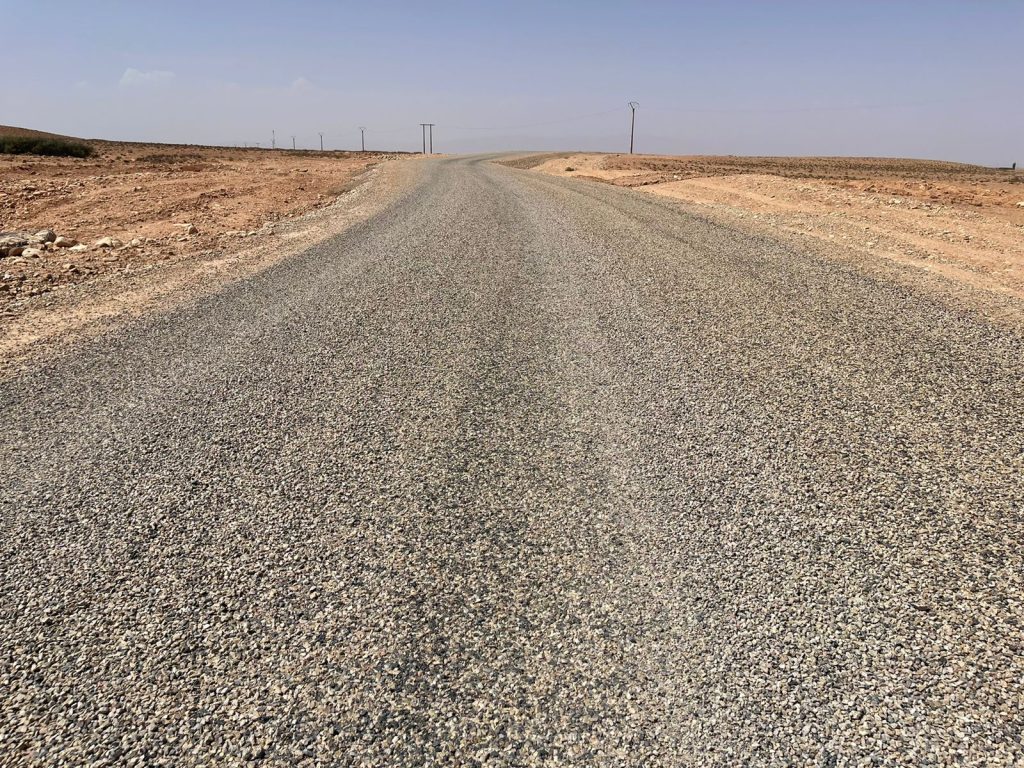 مجلس جهة فاس-مكناس&nbsp; يحدث طريقا بجماعة سيدي بوطيب بإقليم بولمان لفك العزلة عن دواوير المنطقة