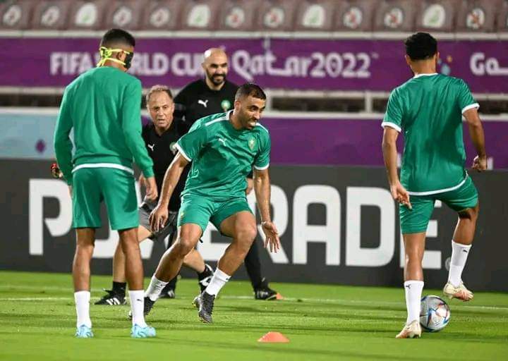 المنتخب الوطني يجري ثاني تدريب بقطر بحضور جميع اللاعبين