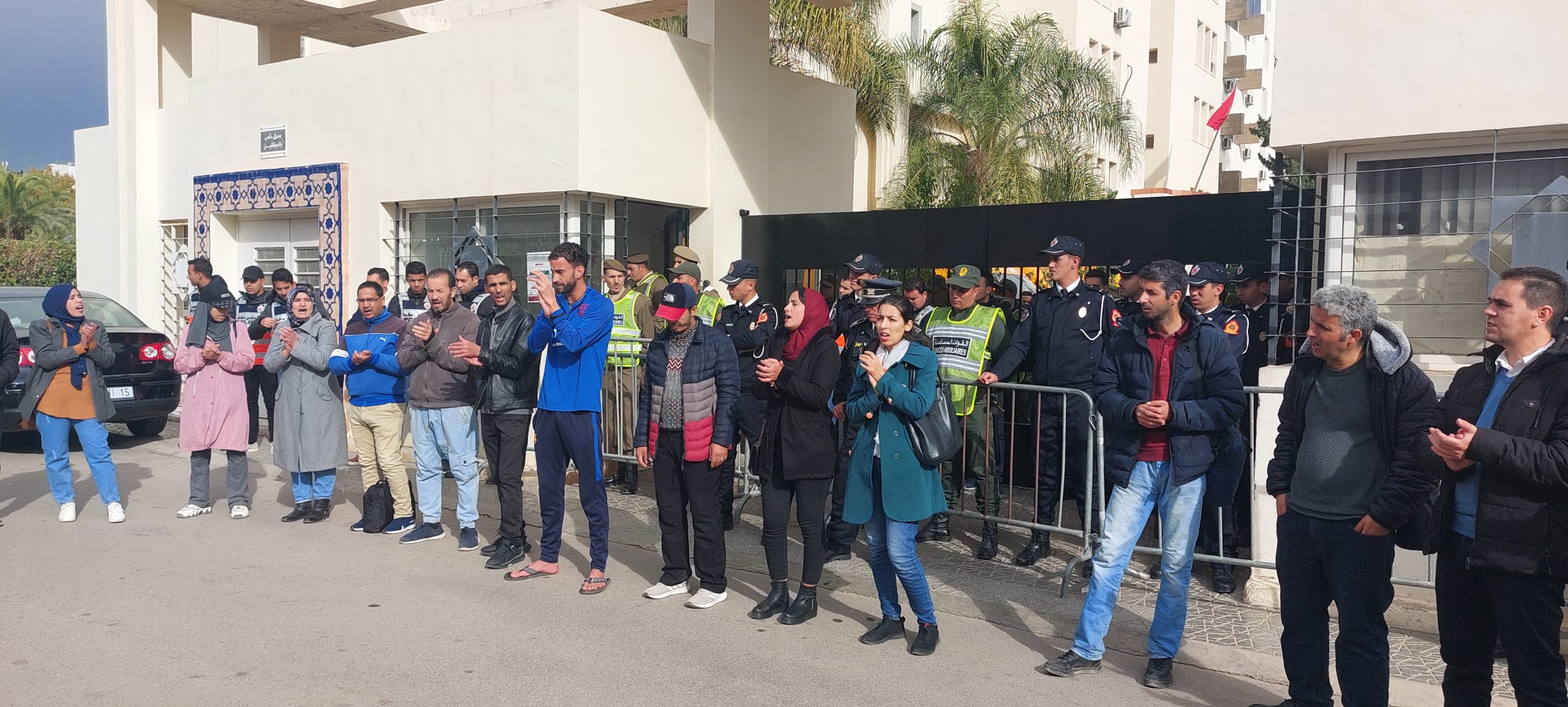 المعطلون حاملو الشهادات بفاس يواصلون احتجاجتهم الأسبوعية