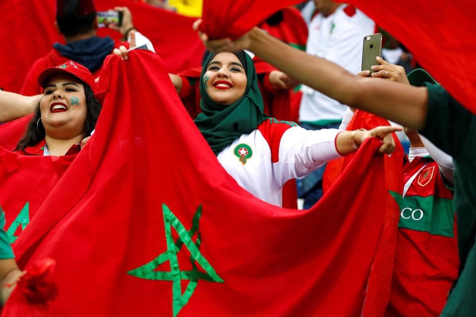من التنظيم إلى التحكيم والتشجيع.. الحضور النسوي المميز يطبع مونديال قطر
