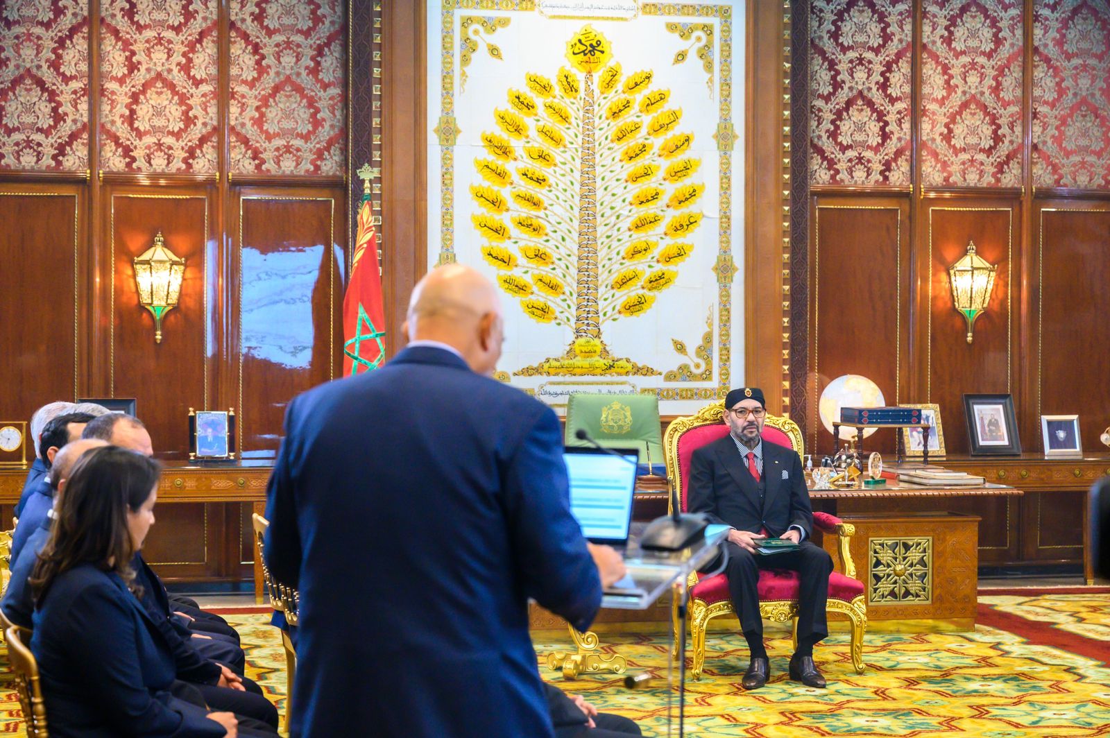 الملك يترأس مراسيم تقديم البرنامج الاستثماري الأخضر الجديد للمجمع الشريف للفوسفاط 2023 – 2027