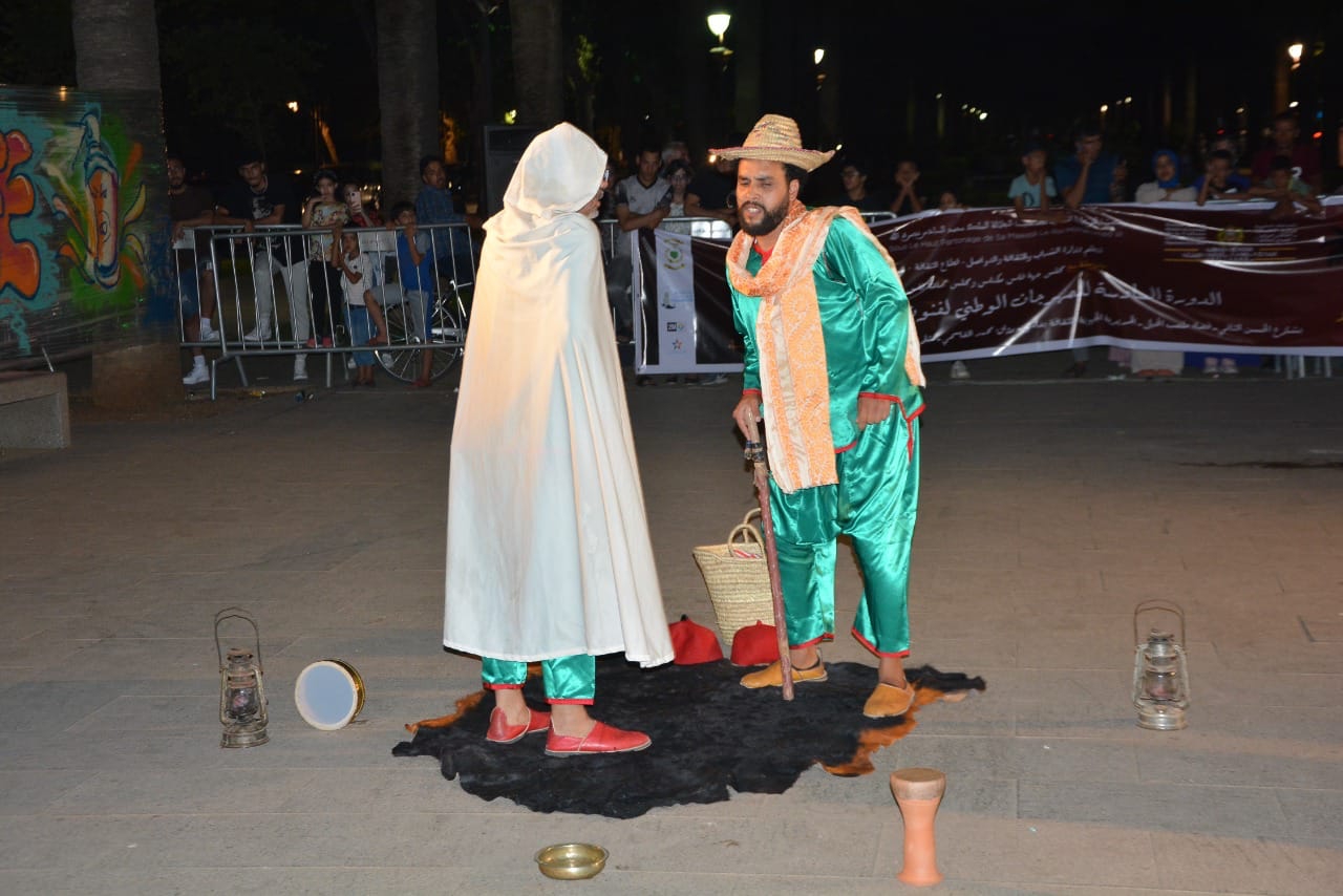 فرقة هيبآرت الفاسية  للمسرح  تشارك في مهرجان مسرح الشارع ببنجرير
