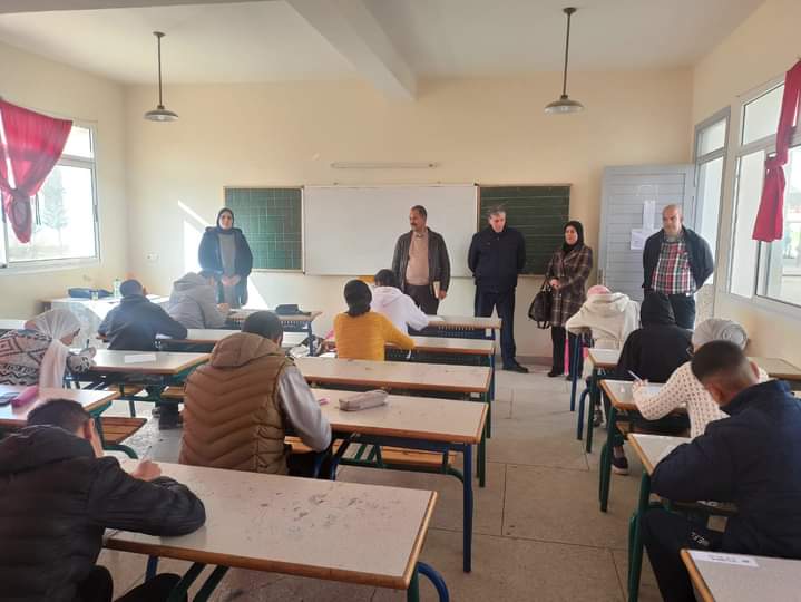 المدير الإقليمي لمديرية مولاي يعقوب يشرف على الامتحانات الاشهادية بالإقليم