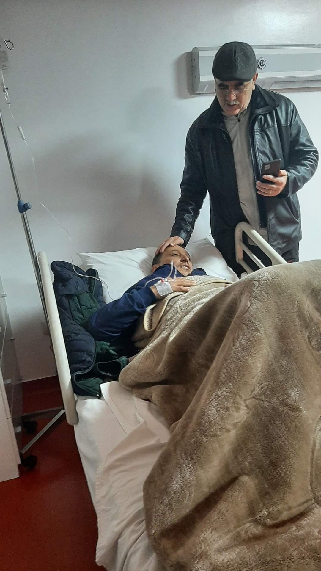 حادثة سير خطيرة تدخل البرلماني عن صفرو إدريس الشبشالي إحدى مصحات فاس