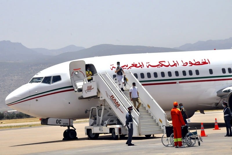 وصول أول دفعة من مغاربة السودان إلى مطار الدار البيضاء