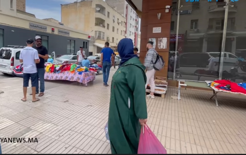 سلطات أكدال تسمح للباعة المتجولين بشارع لالة مريم باستئناف نشاطهم مؤقتا
