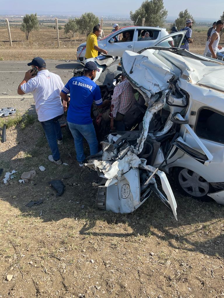 سائق سيارة أجرة كبيرة يفقد أحد أطرافه في حادث سير بين فاس ومولاي يعقوب