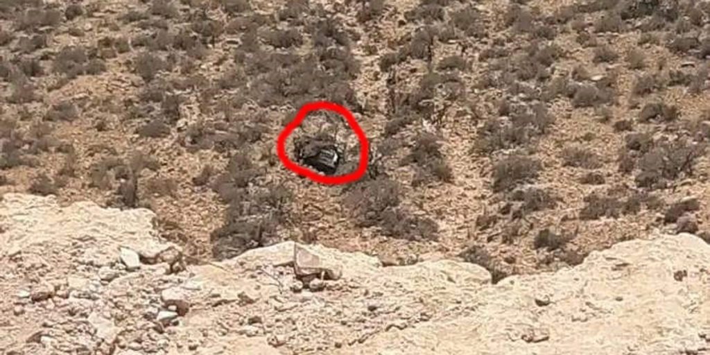 مصرع أسرة من 4 أفراد في حادث سقوط سيارة من أعلى جبل