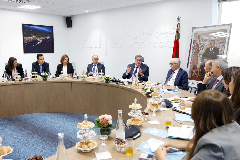 المكتب السياسي للأحرار  يشيد باللحمة الوطنية للشعب المغربي في فاجعة الزلزال ونجاعة تدخل  الحكومة