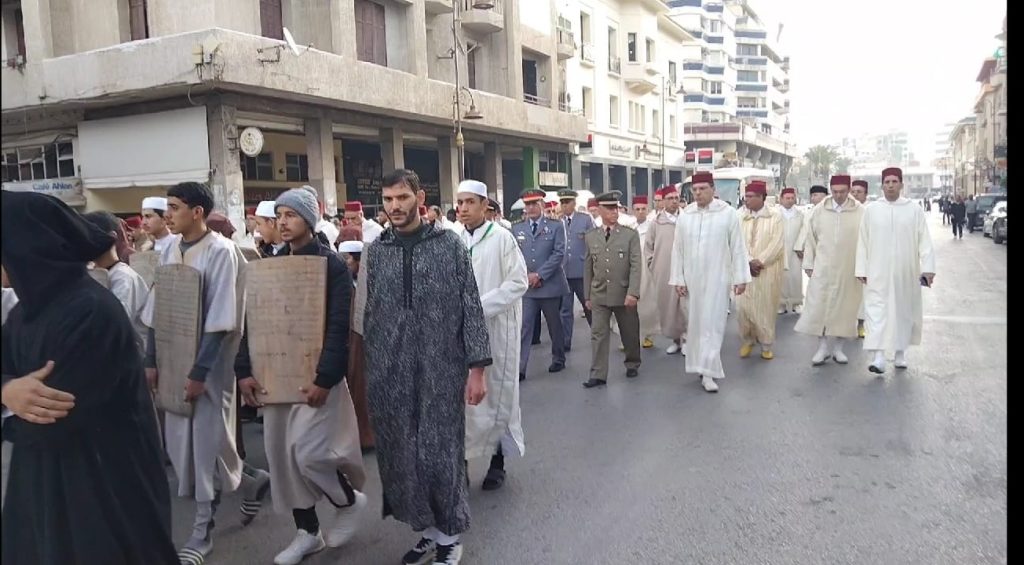 الفاسيون يتضرعون لله عز وجل طلبا للغيث