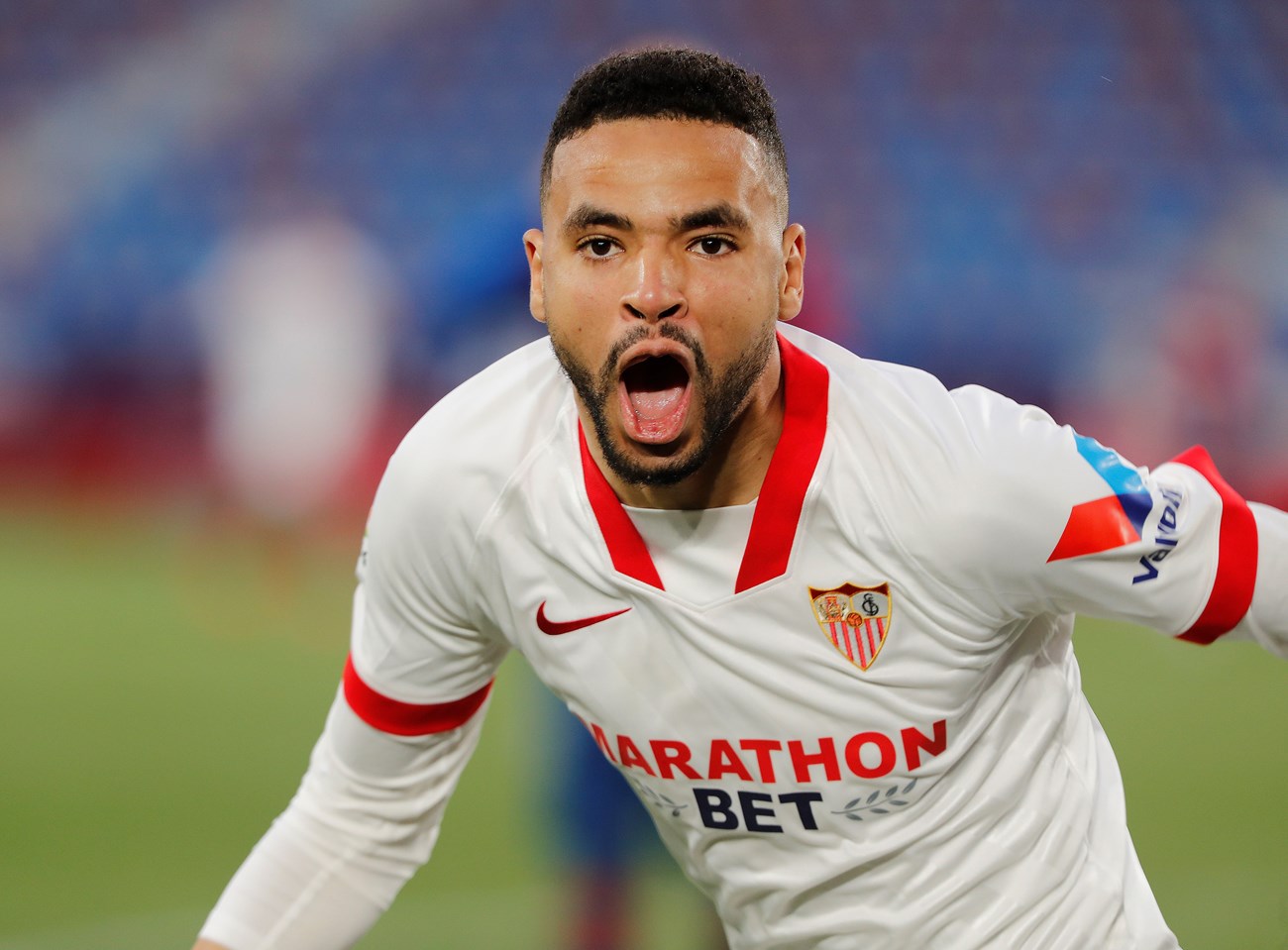 الدولي المغربي يوسف النصيري على ردار مانشستر يونايتد