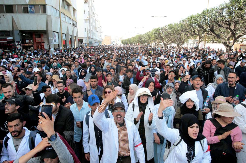 وزارة التربية الوطنية تصعد ضد الأساتذة وتصدر قرارات توقيف بسبب الغياب المتكرر عن الأقسام