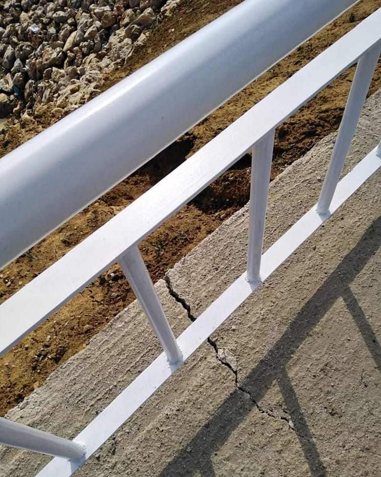ظهور تشققات بقنطرة أيام على تدشينها بتازة