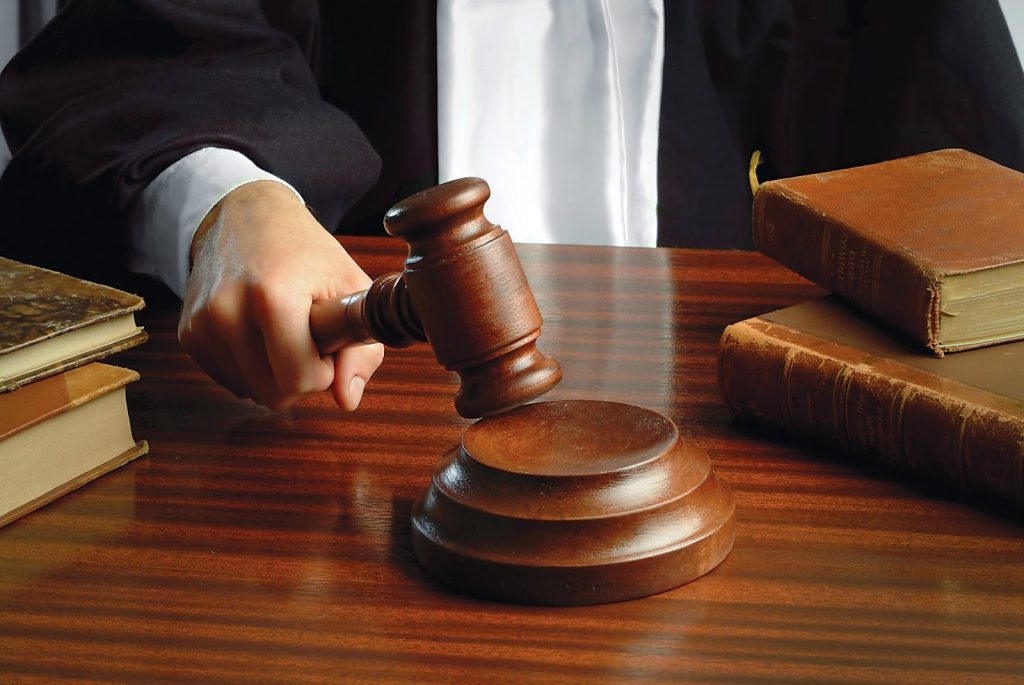 30 سنة سجنا لأستاذ تورط في هتك عرض تلميذاته