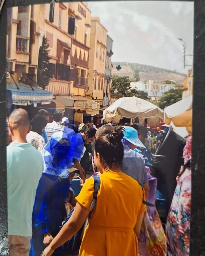 تجار  تاهلة يشتكون لعامل إقليم تازة مضايقات الباعة الجائلين