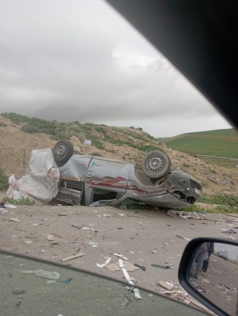 جريحان في انقلاب “بيكوب” بفاس