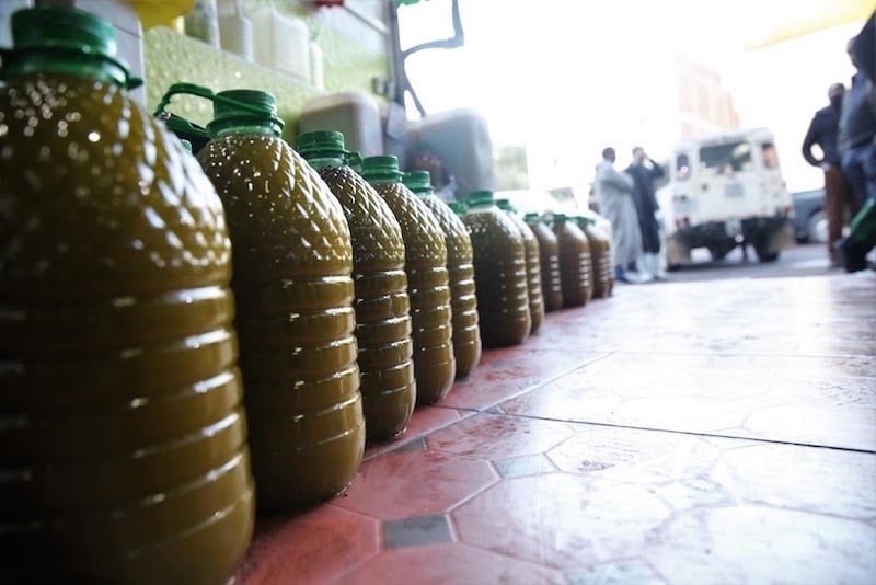 حجز أطنان من زيوت مغشوشة ضواحي مولاي يعقوب
