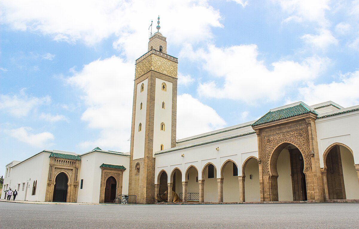 توقيف محترف لسرقة أحذية المصلّين بفاس