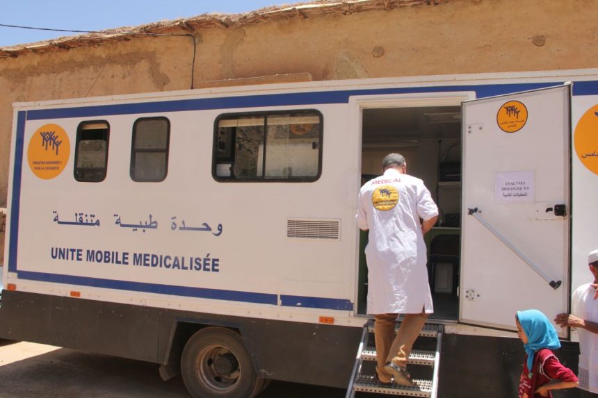 استفادة 700 شخص من قافلة طبية بمولاي يعقوب