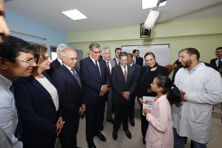 أخنوش يقود وفدا وزاريا لإقليم طاطا ويطلق مشاريع كبرى بالإقليم
