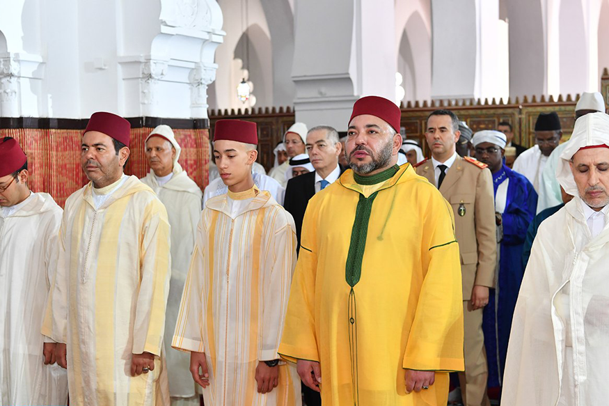 الملك محمد السادس سيؤدي صلاة عيد الأضحى غدا الاثنين بمسجد الحسن الثاني في تطوان