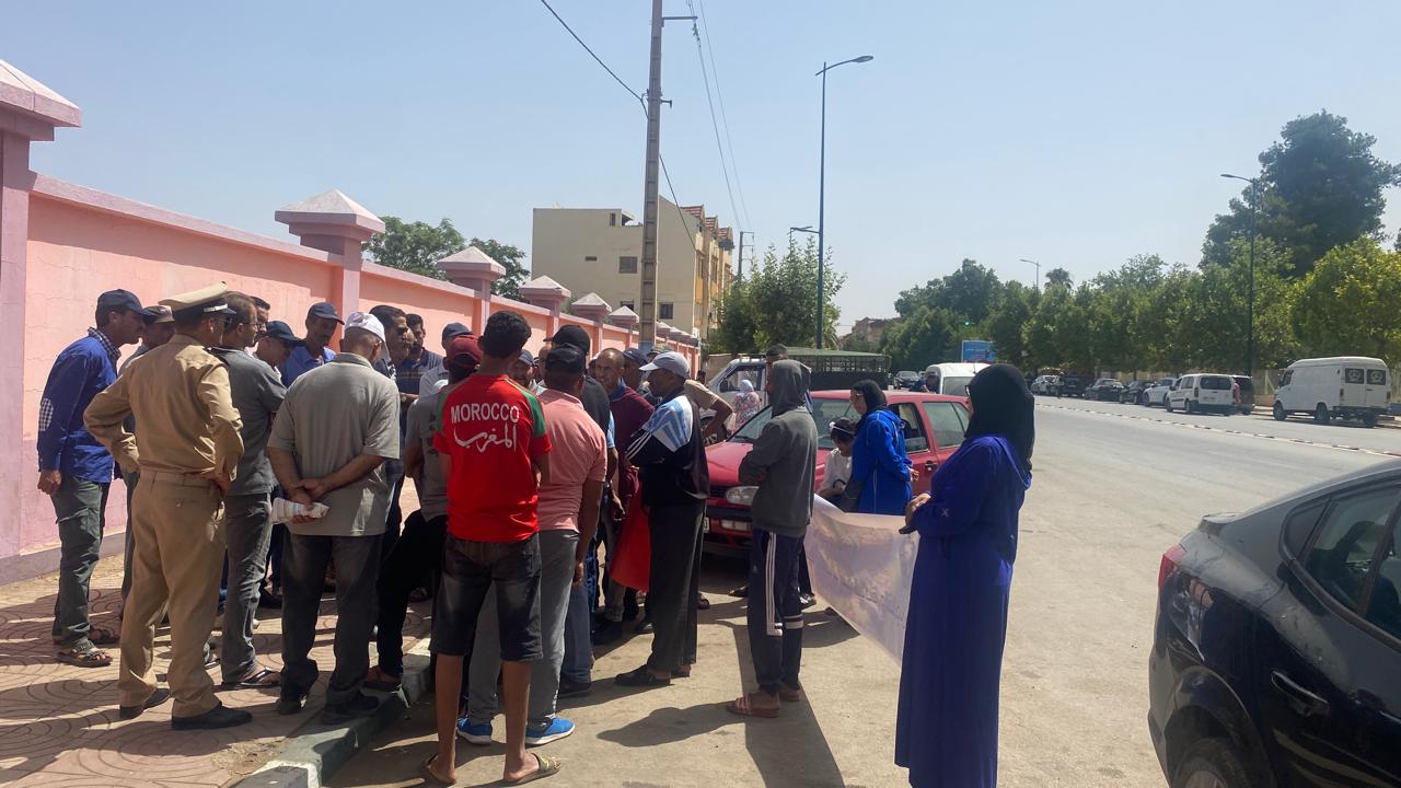 فلاحو الحاجب يحتجون على جفاف منابع مائية بسبب الاستغلال المفرط