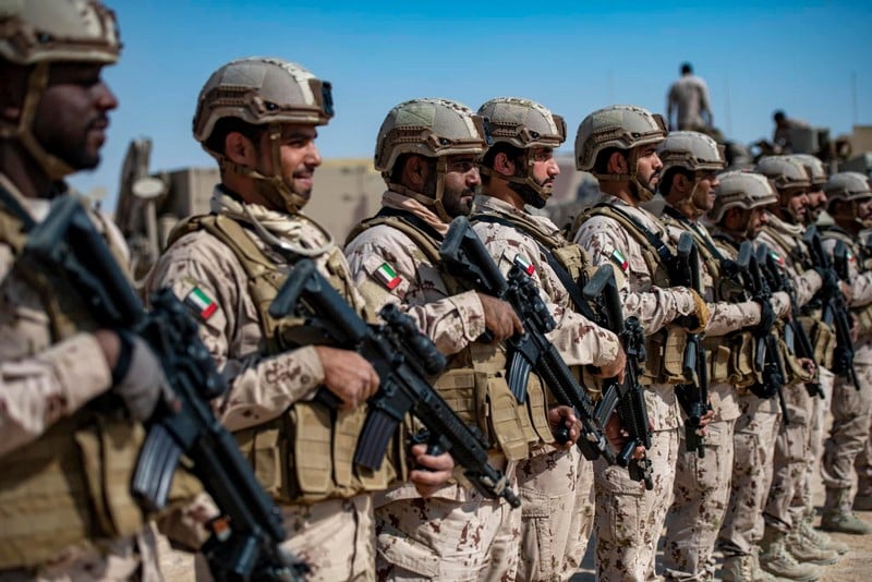 الحكومة ترفع مرتبات العسكريين من الجنود والضباط