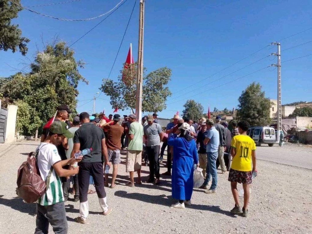 العزلة تخرج ساكنة جماعة ودكة للاحتجاج