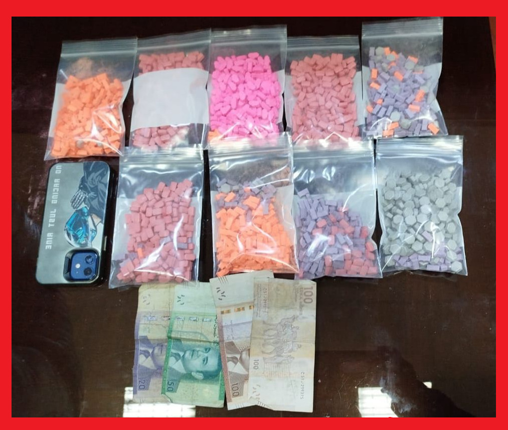 الديستي تقود فرقة محاربة العصابات بفاس لتوقيف شخص بحوزته أكثر من 1600 قرص مهلوس