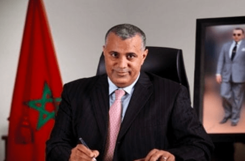 الوالي معاذ الجامعي يجمع  نخبة المال والأعمال بإدارة الماص  لمناقشة سبل دعم الفريق
