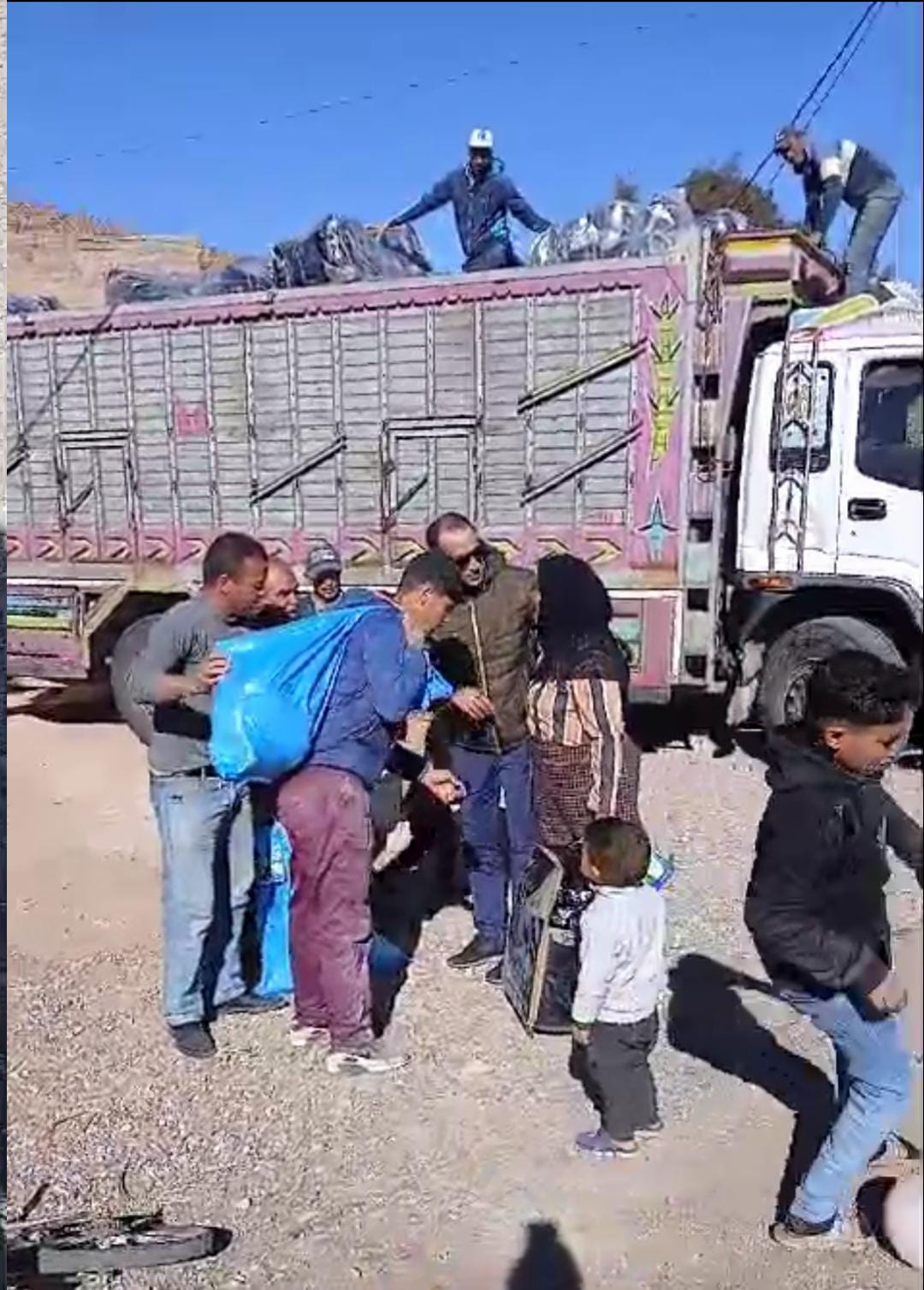 سلطات بولمان  توزع مساعدات تأهبا لمواجهة البرد