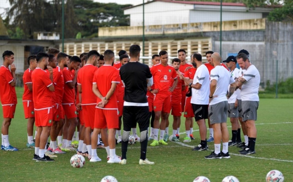 استدعاء 30 لاعبا لقائمة المنتخب المغربي لمواليد 2000 فما فوق إلى معسكر مغلق تأهبا لـ”الشان”