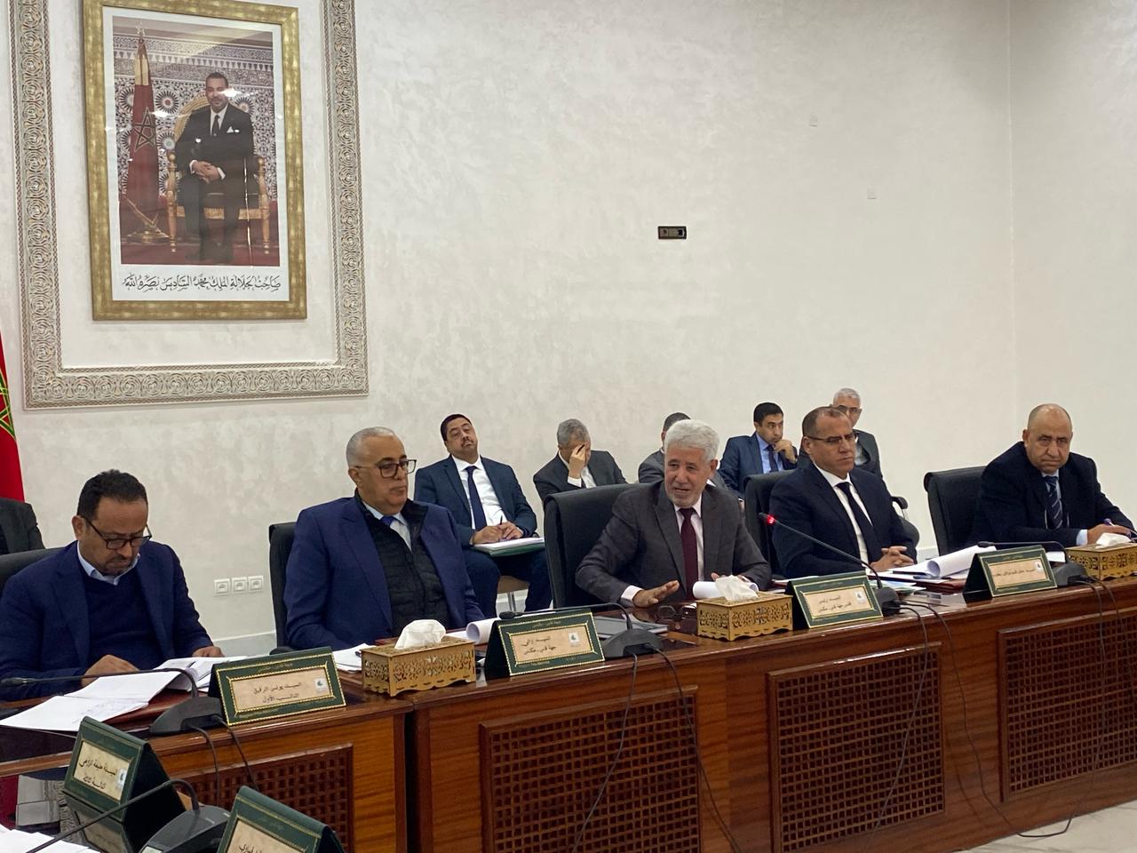 مجلس جهة فاس مكناس يُصادق على إحداث محطة للمسافرين بمكناس ومحطة طرقية بآزرو