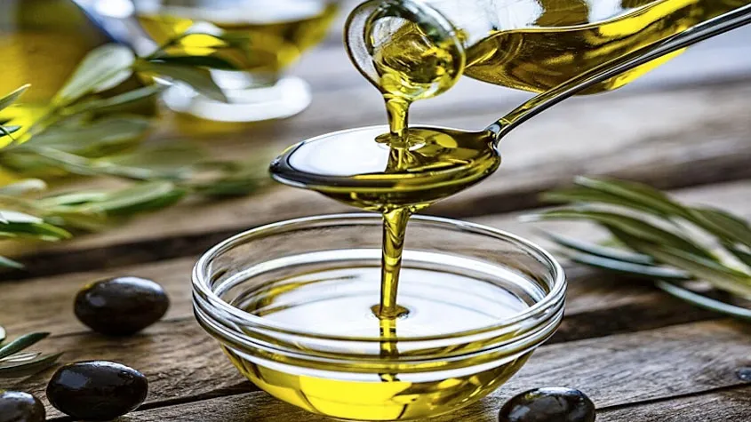 ارتفاع صادرات المغرب من زيت الزيتون رغم الأسعار القياسية في السوق الوطنية
