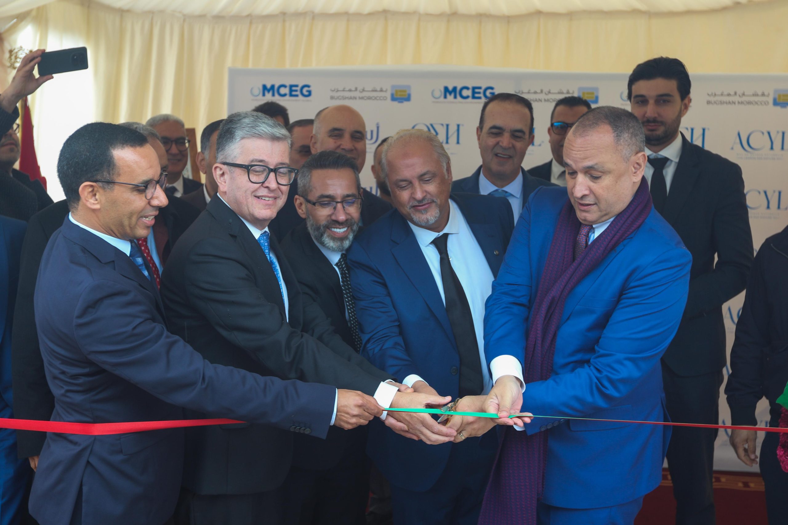 وزير الصناعة يشرف على افتتاح وحدة جديدة لإنتاج مياه “أسيل” الطبيعية بالحاجب