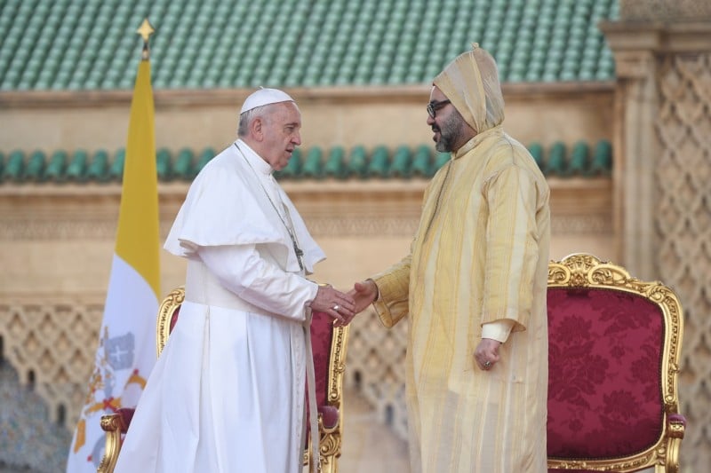 أمير المؤمنين الملك محمد السادس يعزي في وفاة البابا فرانسيس