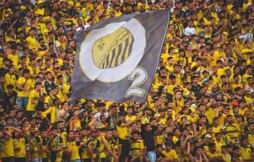 المغرب الفاسي يحذر جماهيره من بيع التذاكر يوم المباراة واستعمال الشهب الاصطناعية